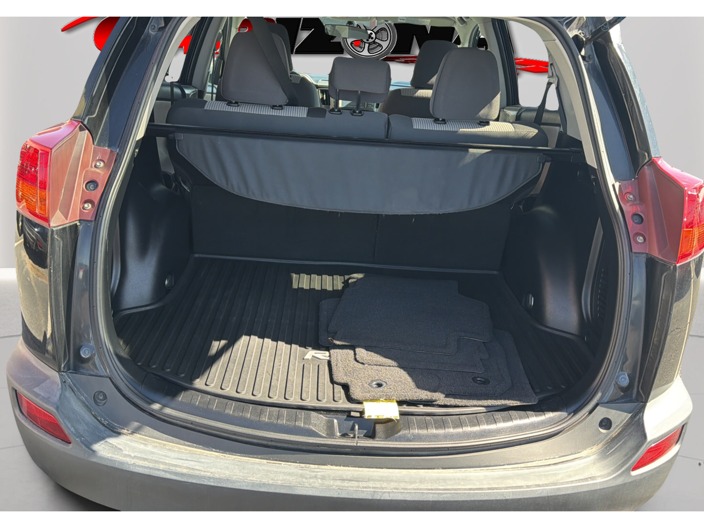 Used 2014 Toyota RAV4 LE AWD/4WD image 22