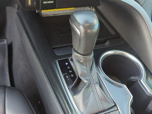 Used 2019 Toyota Camry XSE FWD image 22