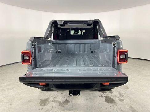 Used 2025 Jeep Gladiator Mojave w/ Safety Group image 27