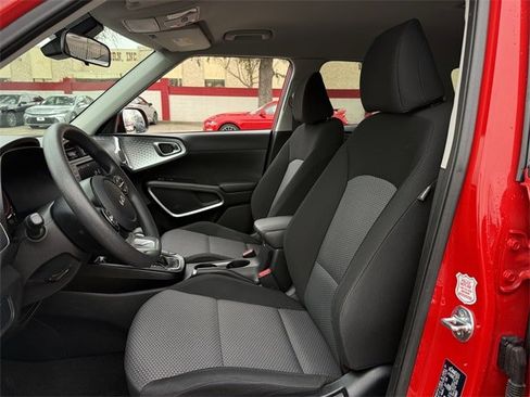 Used 2024 Kia Soul LX w/ Option Group 015 image 22