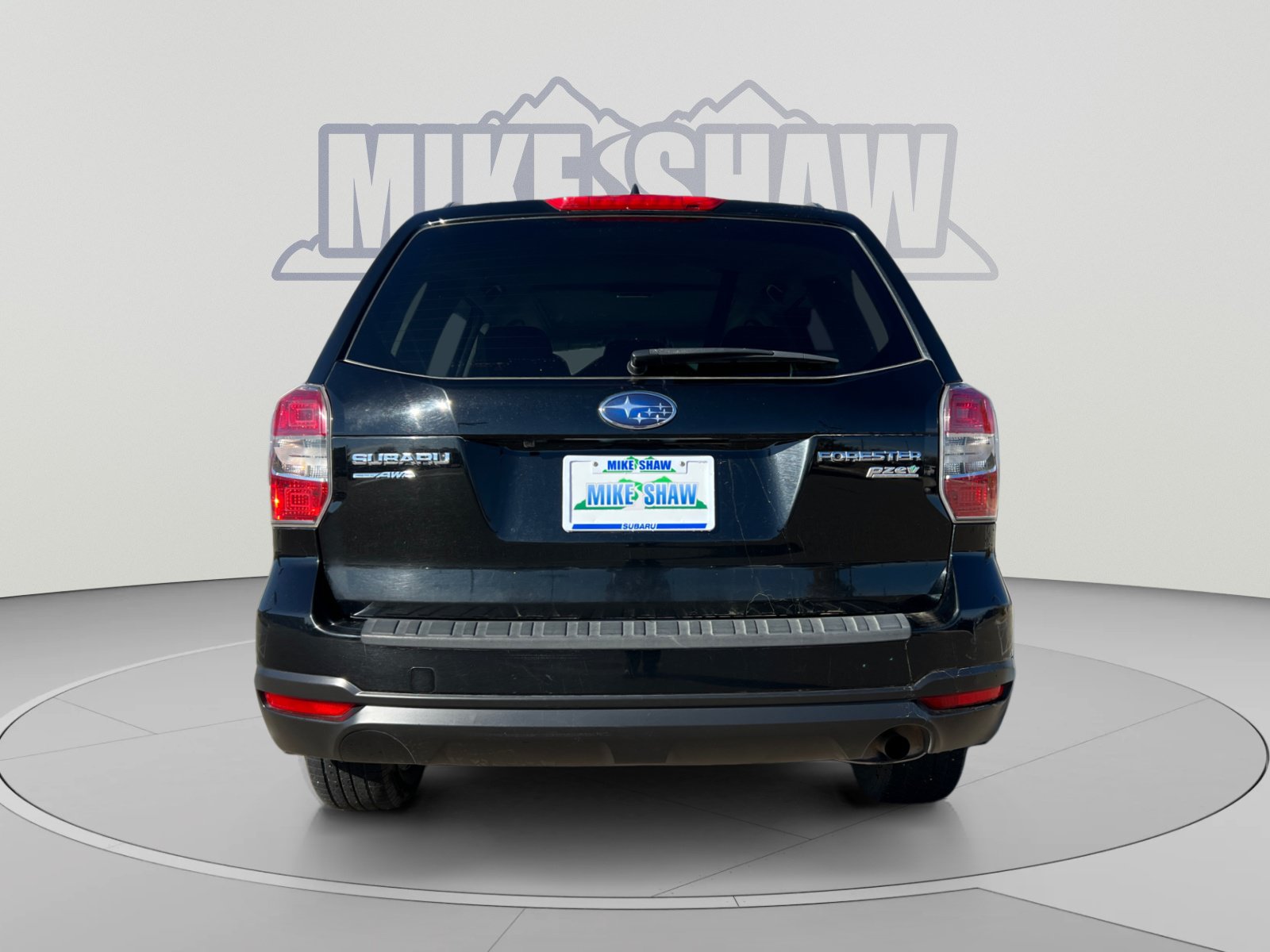 Used 2016 Subaru Forester 2.5i Premium w/ All-Weather Package AWD/4WD image 4