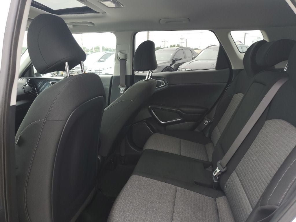 Used 2024 Kia Soul EX FWD image 37