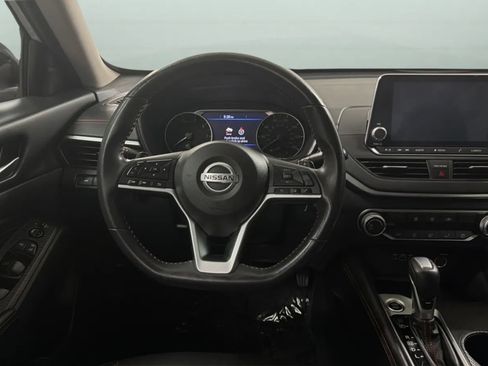 Used 2022 Nissan Altima 2.5 SR FWD image 10