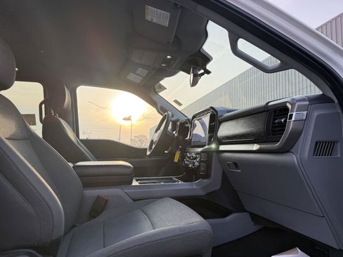 Used 2024 Ford F150 XLT w/ Mobile Office Package image 12