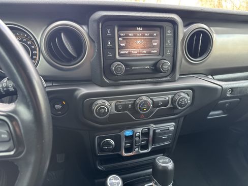 Used 2020 Jeep Wrangler Unlimited Sport S AWD/4WD image 14