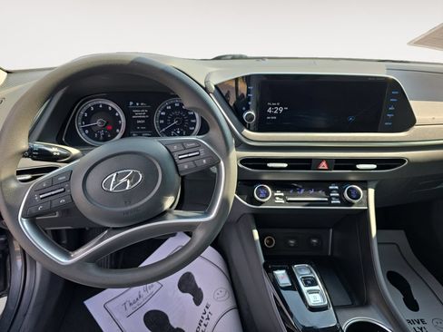 Used 2023 Hyundai Sonata SEL FWD image 10