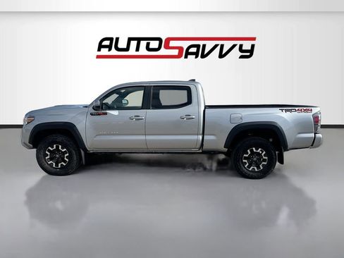 Used 2022 Toyota Tacoma TRD Off-Road w/ Technology Package AWD/4WD image 4