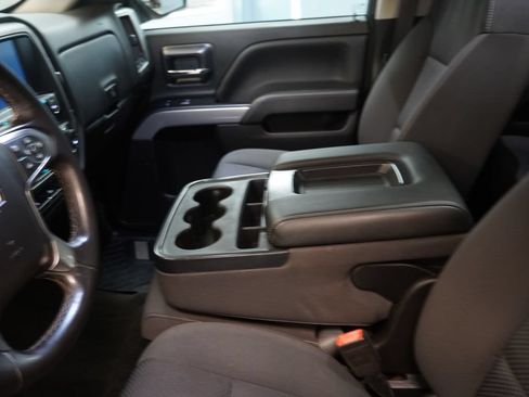 Used 2018 Chevrolet Silverado 1500 LT w/ All Star Edition AWD/4WD image 7