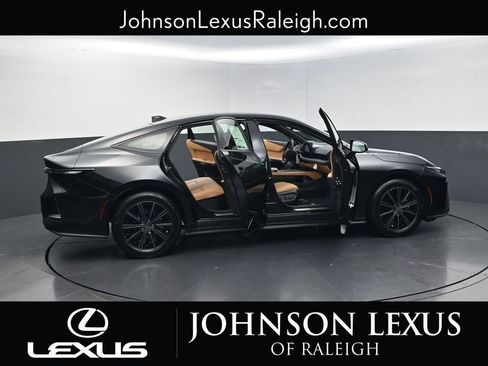 New 2026 Lexus ES 350h FWD image 33