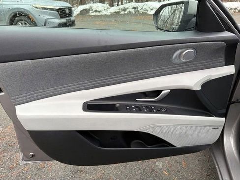 Certified 2023 Hyundai Elantra Limited w/ Cargo Package image 15