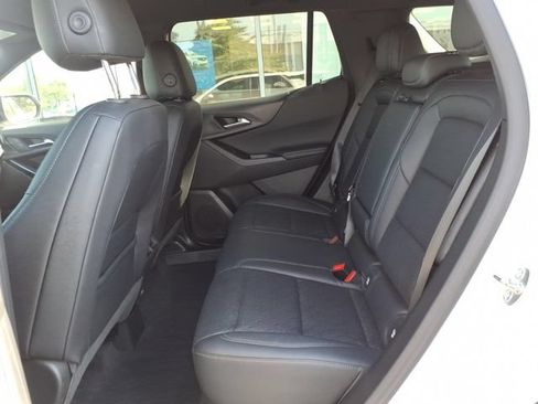 Used 2026 Chevrolet Equinox LT w/ Convenience Package II AWD/4WD image 15