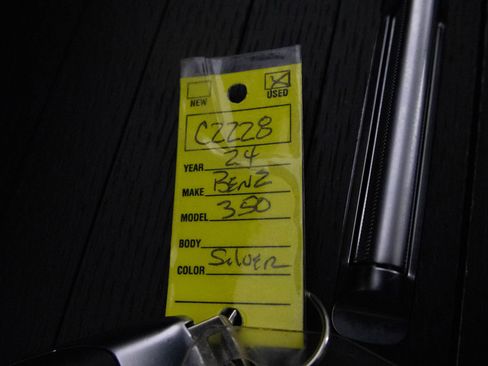 Used 2024 Mercedes-Benz GLE 350 GLE 350 image 27