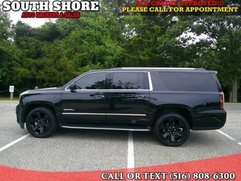 Used 2019 GMC Yukon XL Denali AWD/4WD image 1