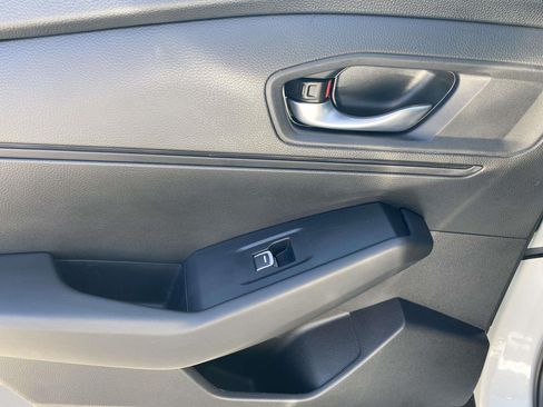Used 2024 Honda Accord EX image 11