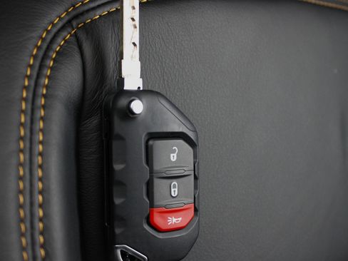 New 2026 Jeep Wrangler Unlimited Sport image 26