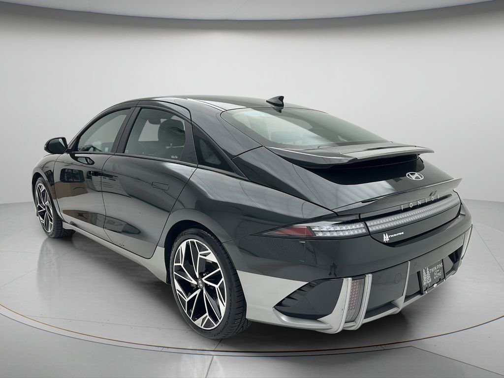 Used 2023 Hyundai Ioniq 6 SEL AWD/4WD image 8