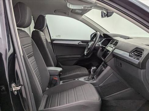 Used 2024 Volkswagen Tiguan S image 21