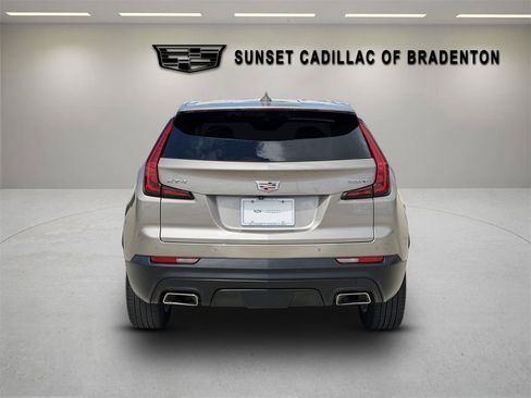 Certified 2023 Cadillac XT4 Luxury w/ Driver Awareness Package FWD image 4