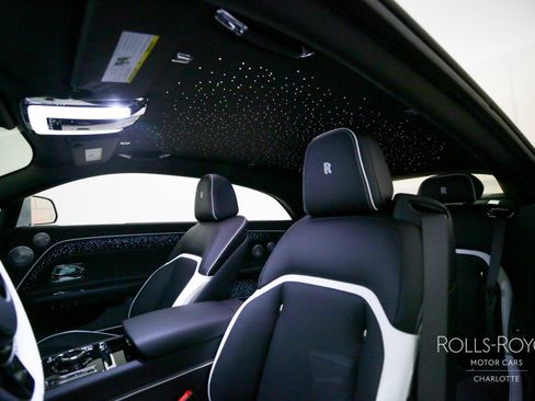 Used 2024 Rolls-Royce Spectre w/ Spectre Launch Package image 12