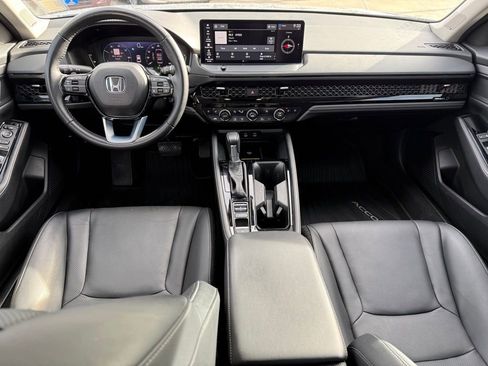 Used 2023 Honda Accord Touring image 16