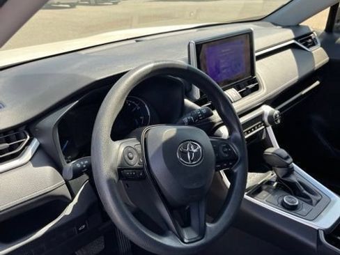 Used 2025 Toyota RAV4 XLE w/ Convenience Package AWD/4WD image 13