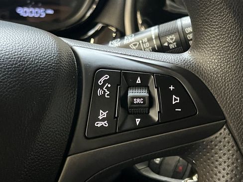 Used 2021 Chevrolet Spark LT image 31