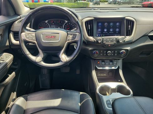 Used 2018 GMC Terrain Denali w/ Driver Alert Package II AWD/4WD image 10