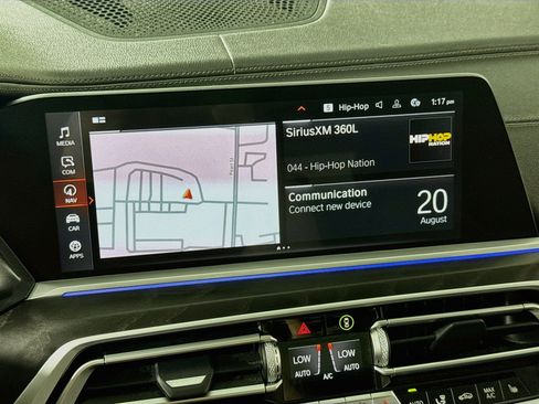 Used 2021 BMW X7 xDrive40i w/ M Sport Package AWD/4WD image 19