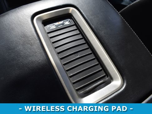 Used 2019 GMC Yukon Denali image 21