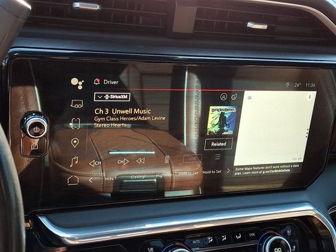 Used 2024 GMC Sierra 2500 Denali Ultimate w/ Snow Plow Prep/Camper Package image 22