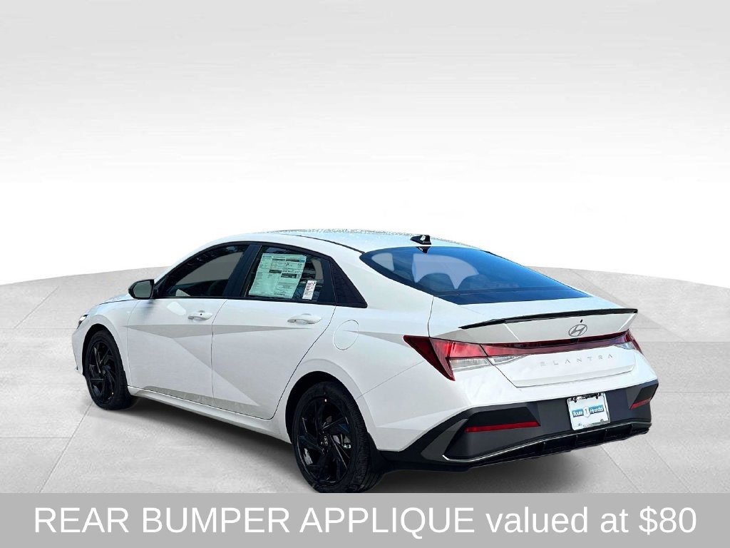 New 2026 Hyundai Elantra SEL Sport FWD image 3