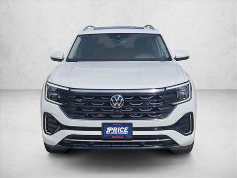 Used 2024 Volkswagen Atlas SEL Premium R-Line AWD/4WD image 2