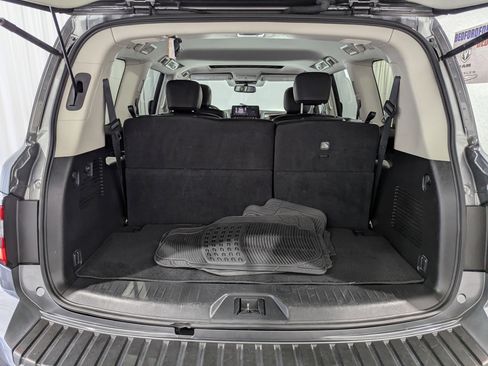 Used 2024 Nissan Armada SL w/ Captain's Chairs Package AWD/4WD image 11