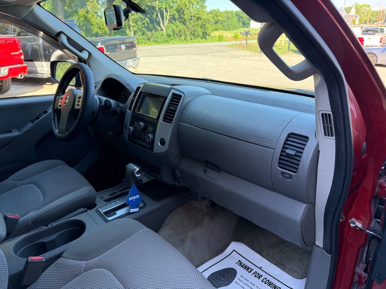 Used 2017 Nissan Frontier SV w/ SV Value Truck Package RWD image 19