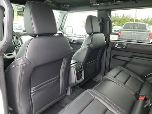 New 2025 Ford Bronco Outer Banks image 12