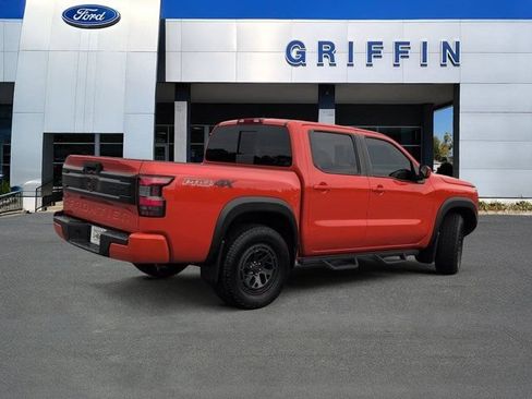 Used 2025 Nissan Frontier PRO-4X AWD/4WD image 4