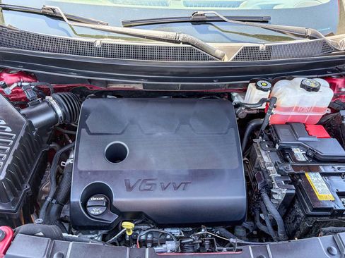 Used 2022 Chevrolet Traverse Premier w/ Redline Edition AWD/4WD image 27