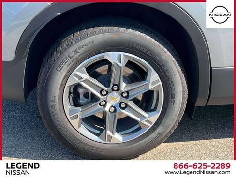 Used 2024 Chevrolet Blazer LT AWD/4WD image 8