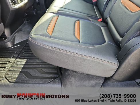 Used 2019 GMC Sierra 1500 AT4 image 29