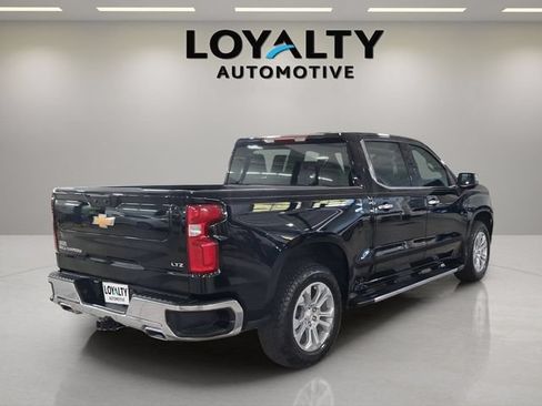 Used 2025 Chevrolet Silverado 1500 LTZ w/ Z71 Off-Road Package AWD/4WD image 5