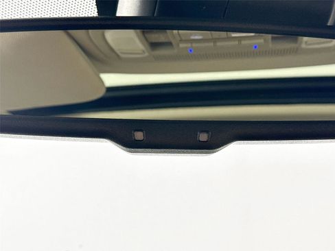 Used 2018 Acura ILX w/ Technology Plus Package image 21