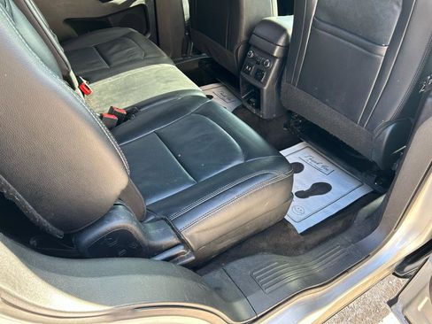 Used 2017 Ford Explorer Limited image 11