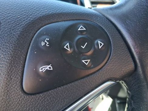 Used 2016 Chevrolet Impala LT w/ Convenience Package FWD image 18