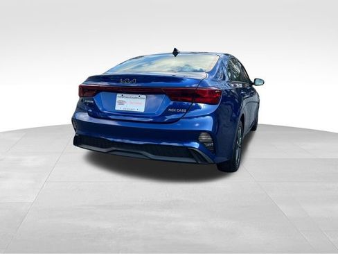 Used 2023 Kia Forte LXS w/ LXS Technology Package image 5