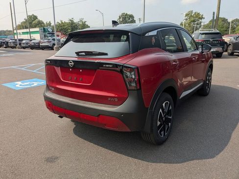 New 2025 Nissan Kicks SV w/ SV Premium Package image 4