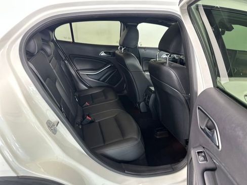 Used 2018 Mercedes-Benz GLA 250 4MATIC image 26