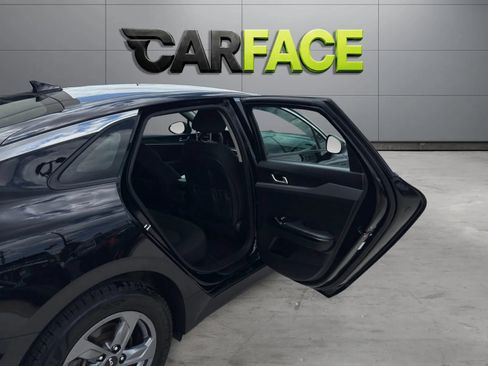 Used 2022 Kia K5 LXS FWD image 19