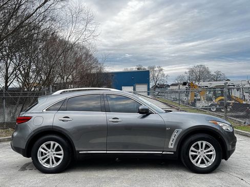 Used 2015 INFINITI QX70 AWD w/ Premium Package image 4