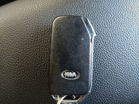 Used 2021 Kia Forte GT-Line FWD image 32