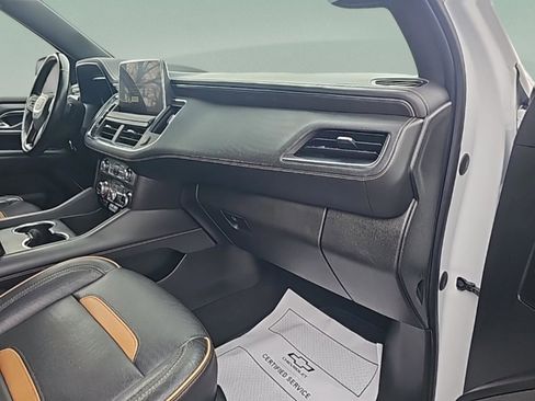 Used 2022 GMC Yukon XL AT4 w/ Technology Package image 33
